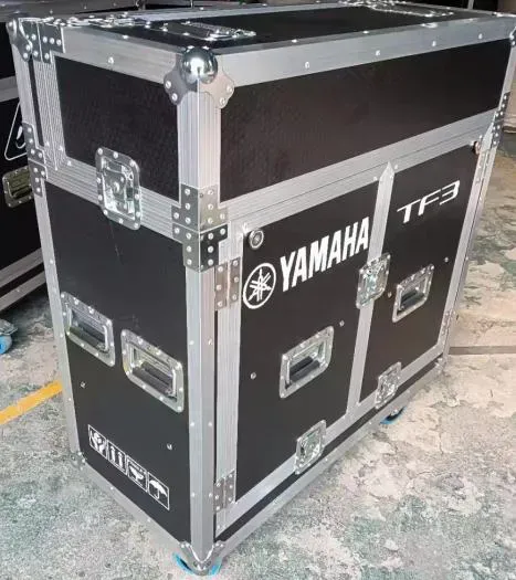 YAHAMA TF3 Hydraulic Flight case