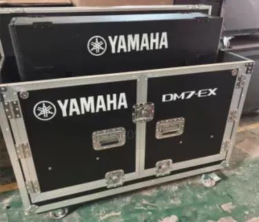Yamaha DM7-EX Hydraulic Flight case